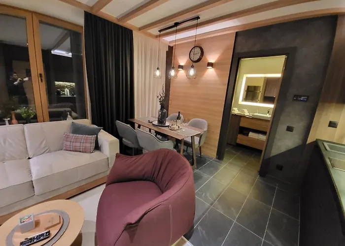 Woodside 430 公寓 *